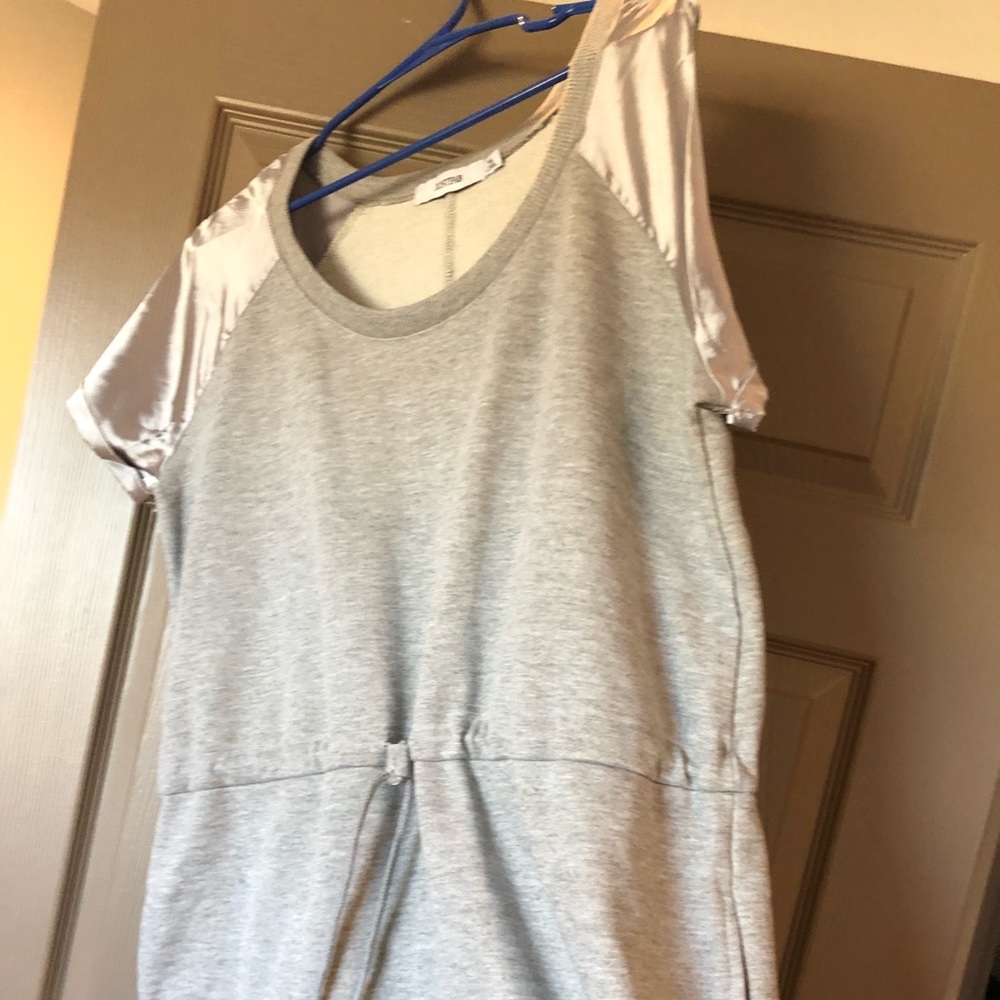 Sweatshirt dress